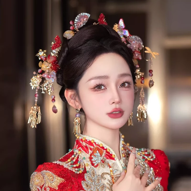 中式秀禾头饰2024新款大气高级蝴蝶结婚减龄红色新娘龙凤褂发饰