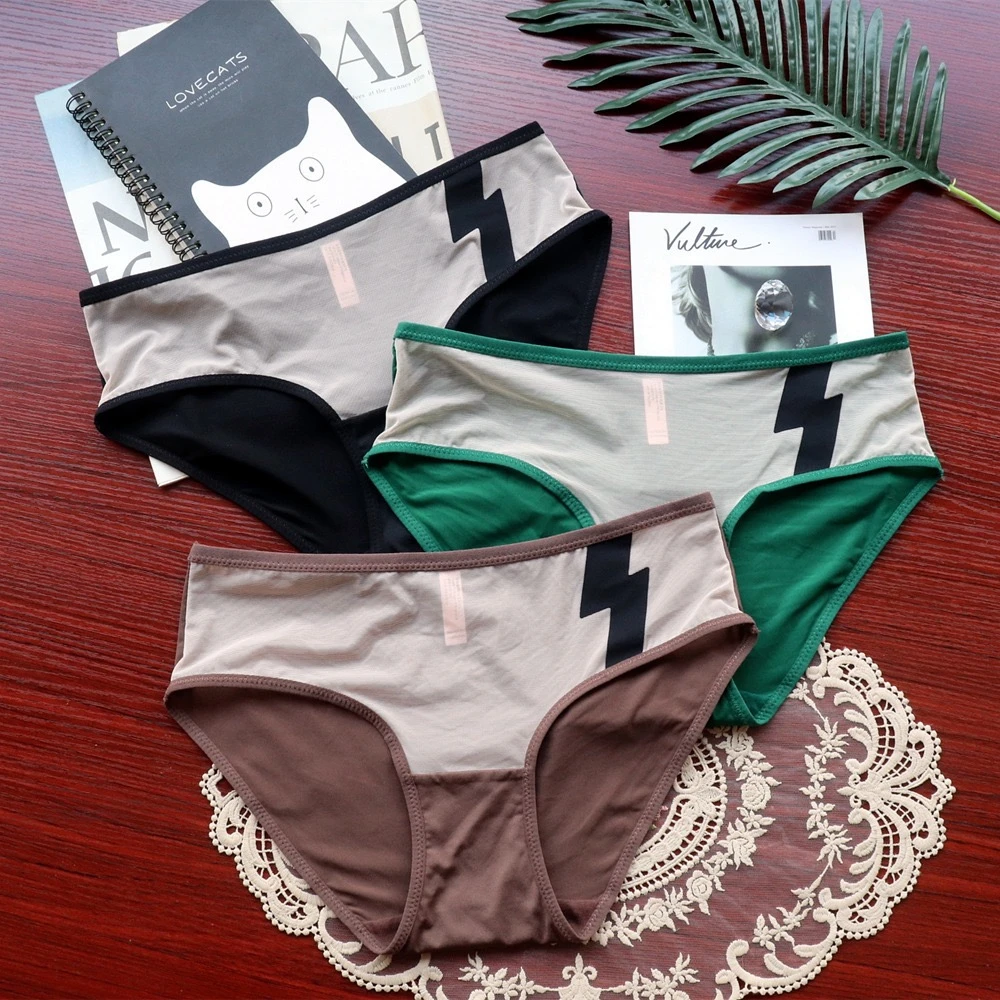 「设计师款」牛奶丝闪电图案洋气性感舒适大包臀中腰透气女士内裤