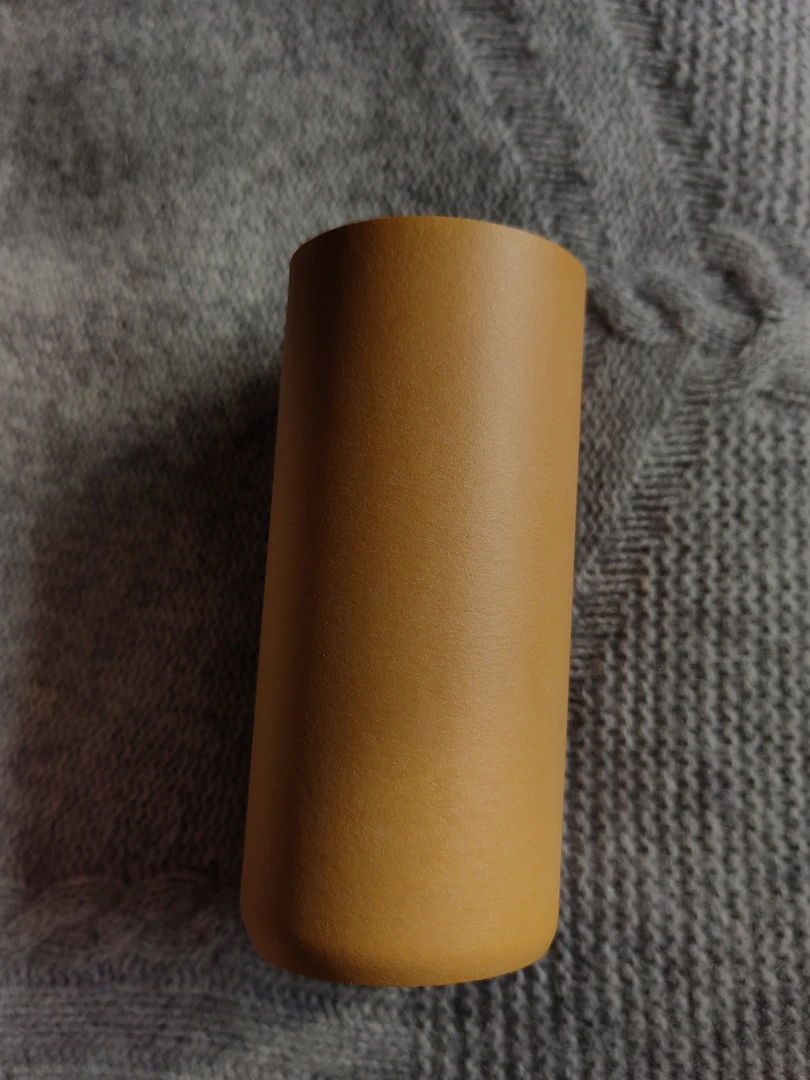 精品瓷皮保定筒子,一汪水,分量足,直径5.4公分长度11公分