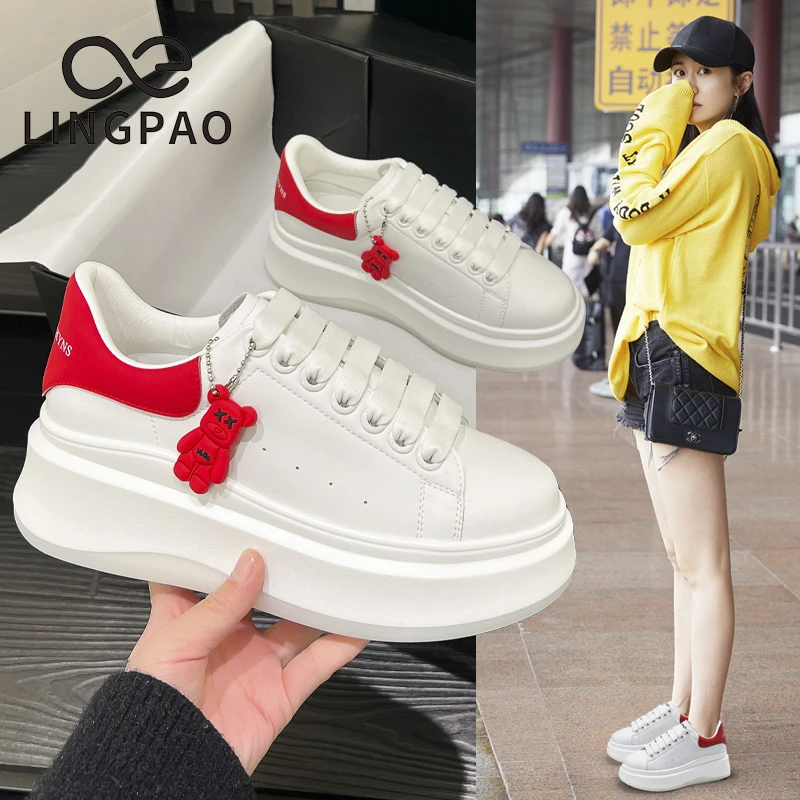 领跑真皮吸膜底麦昆25时尚增高小白鞋女厚底软底板鞋小熊爆款L204