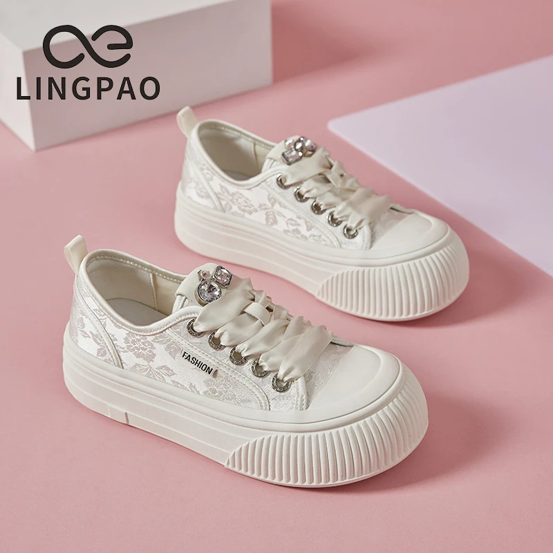 领跑新国风透气时尚面包休闲女鞋厚底增高新款软底松糕底女款L371