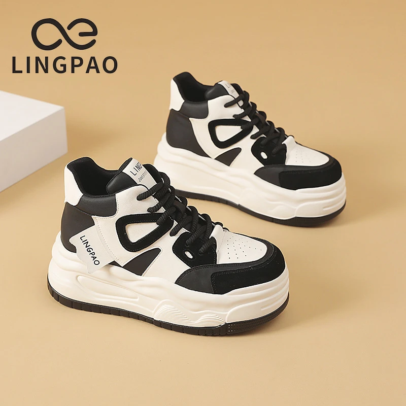 领跑高帮厚底板鞋休闲女鞋2025新款时尚平底板鞋增高显瘦运动软底