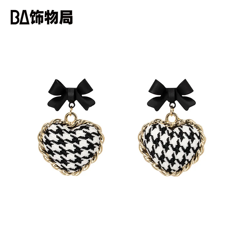 BA 合金布艺耳饰 BA饰物局黑白色爱心耳环蝴蝶结气质小众复古秋冬