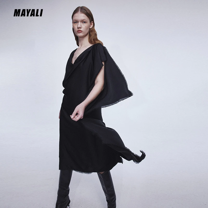 MAYALI方形立裁露背开叉长裙设计感简约黑色V领显瘦连衣裙