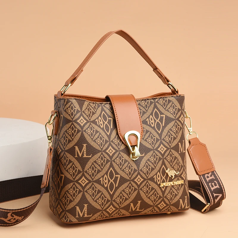 【长23宽18厚11】时尚复古休闲百搭简约潮流斜挎包黛珠1165