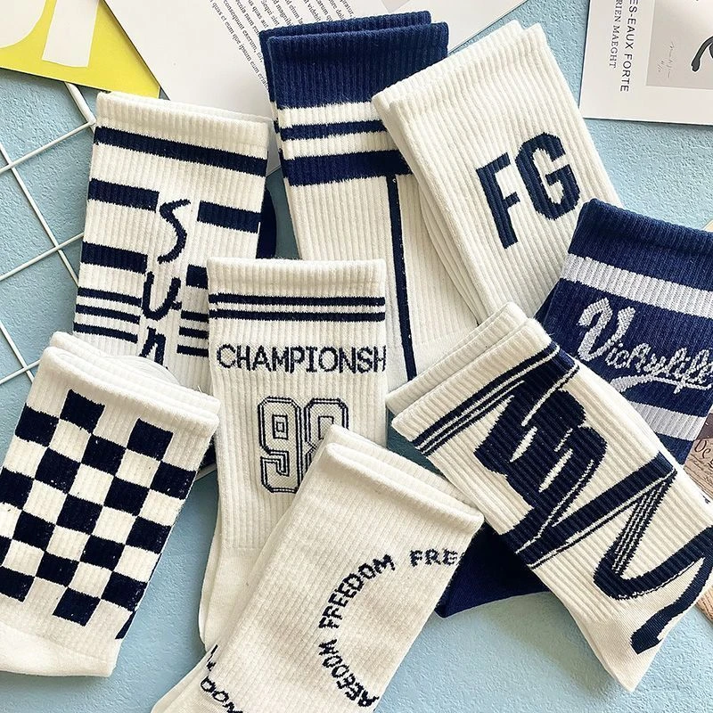 袜子男中筒ins潮百搭防臭运动篮球袜高颜值男款春夏长款长筒袜子