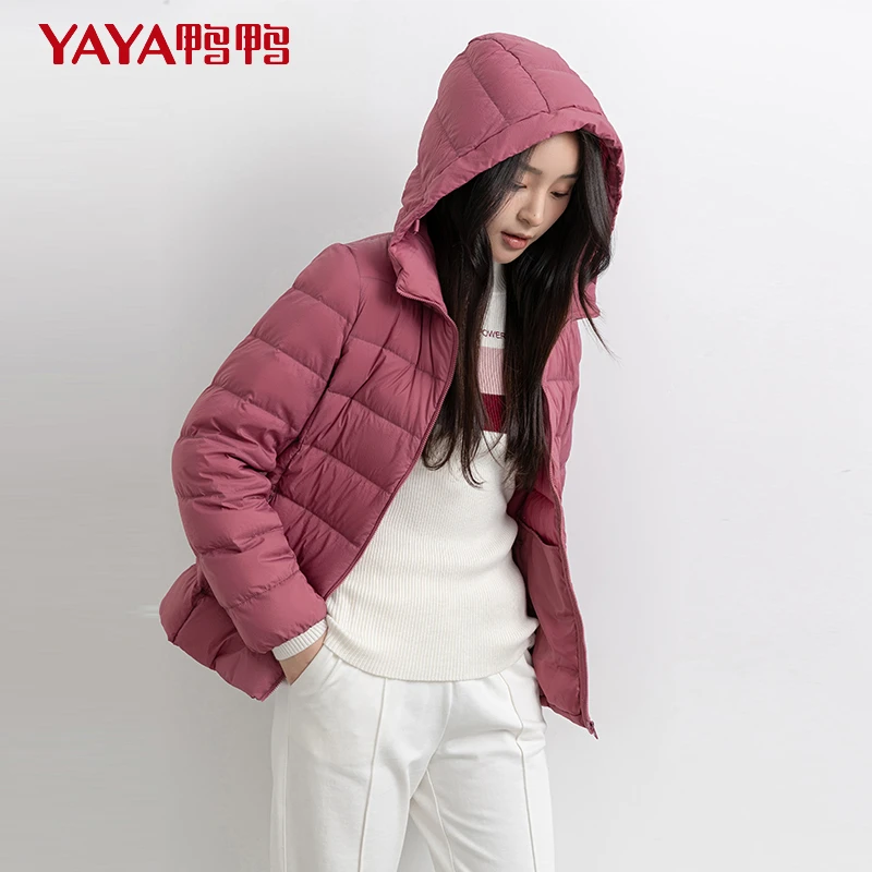 鸭鸭冬季保暖短款轻薄款羽绒服女DYP86A0140时尚休闲户外女款轻便