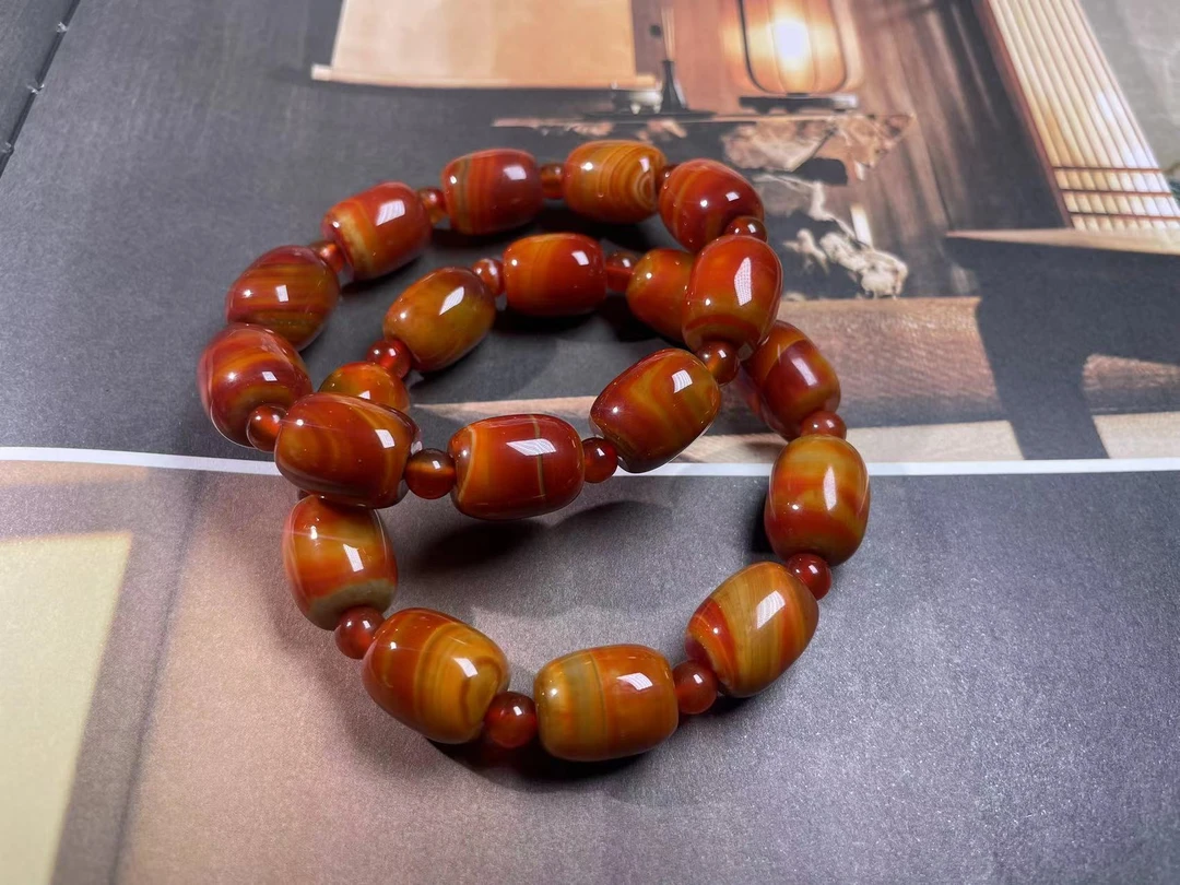 B31玛瑙战国红手串（拍一发一多样性发货颜色微差）