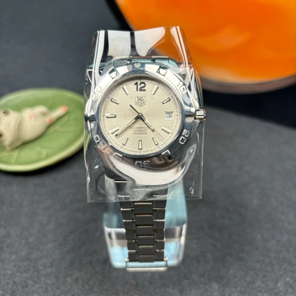95新 TAG Heuer/泰格豪雅 竞潜系列男士腕表.自动机械手表