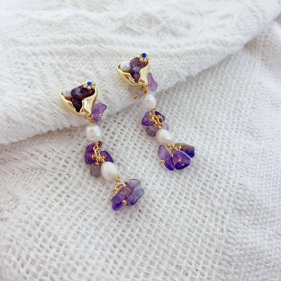 铜合金耳饰 《货号7266》紫色长款吊坠耳饰