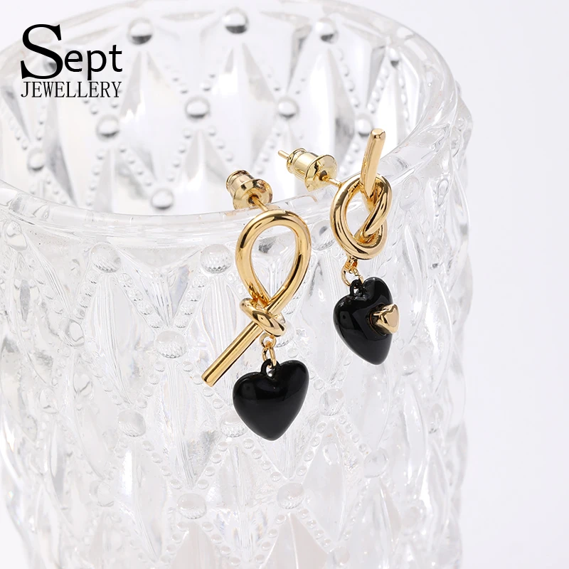《货号1588》黑色AB款桃心吊坠耳环