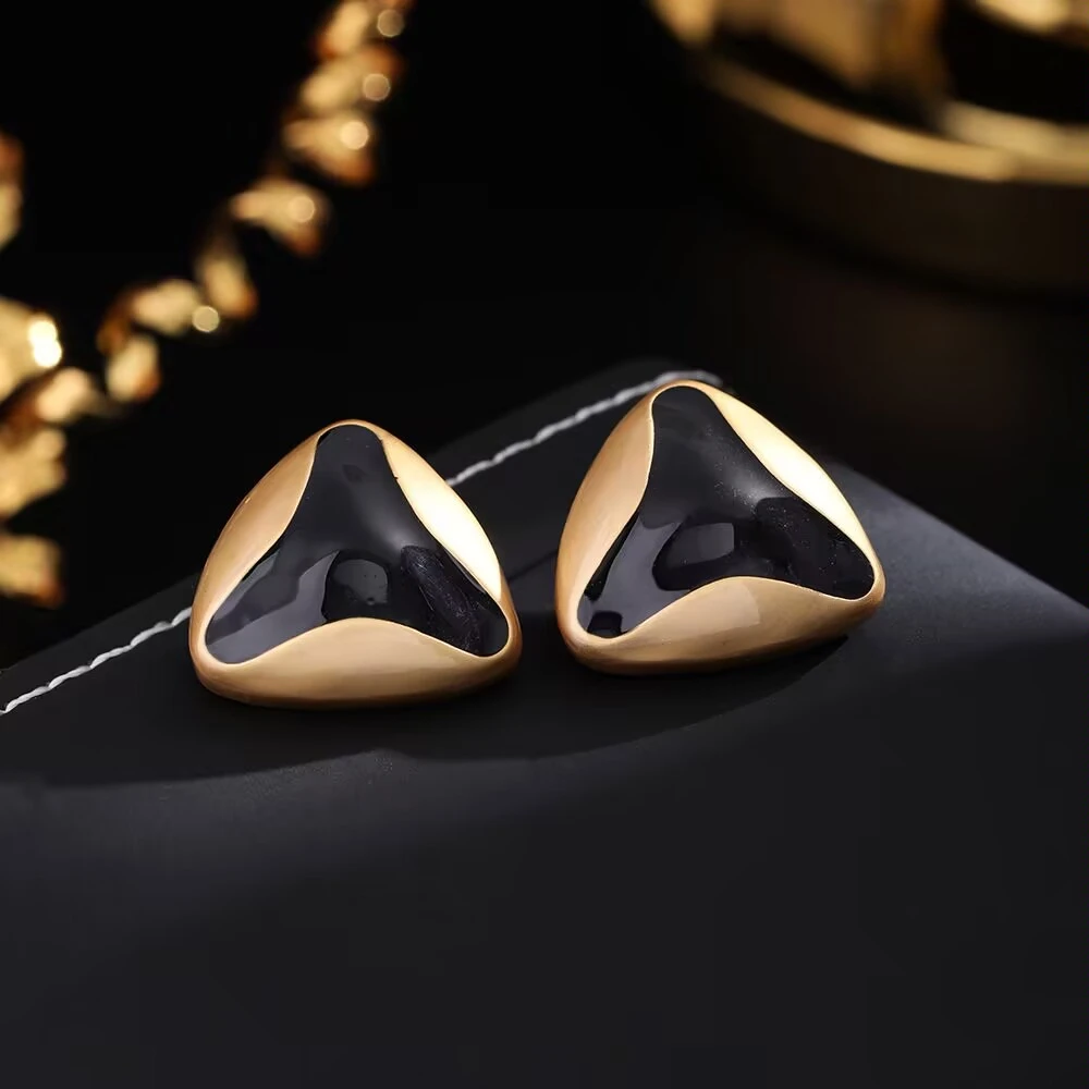 铜合金耳饰 《货号1579》复古黑金色耳钉