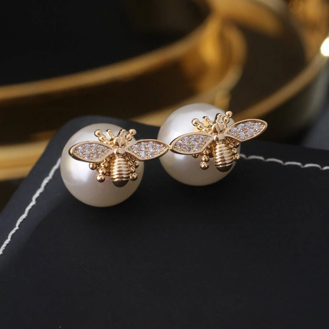铜合金耳饰 《货号8283》蜜蜂双戴珠珠耳环