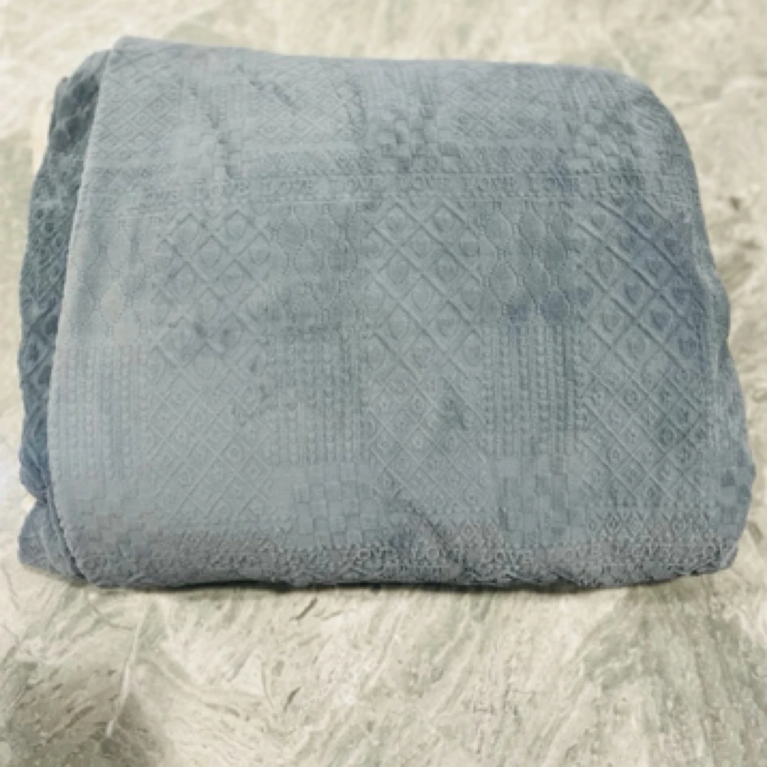 19加厚四件套保暖提花牛奶绒双面加绒