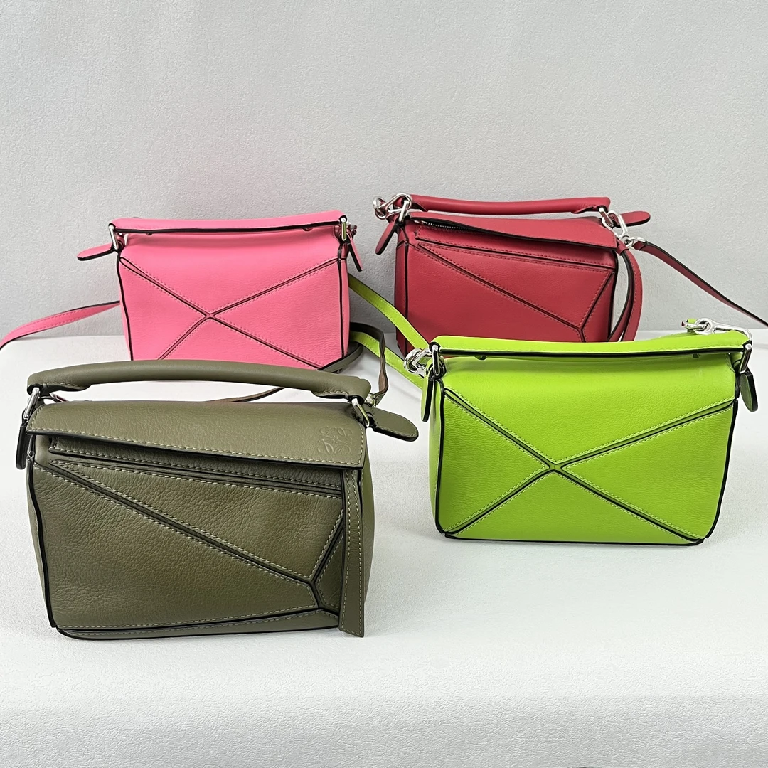 99新 LOEWE/罗意威  Puzzle 迷你号 糖果色枕头包纯色手提斜跨包