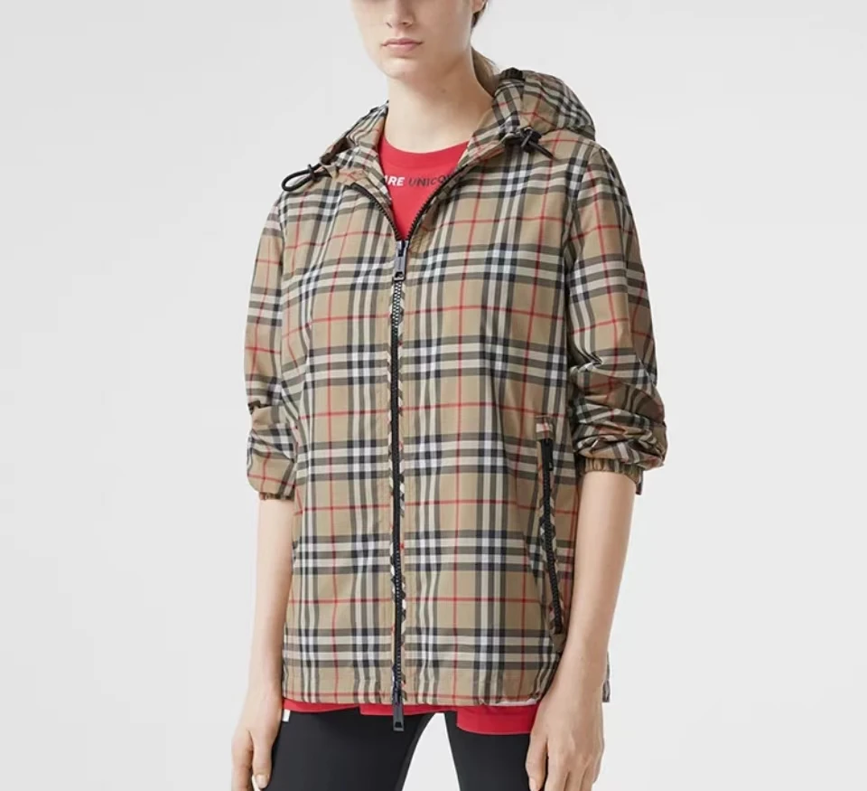 99新 BURBERRY/博柏利  复古Vintage格纹连帽夹克