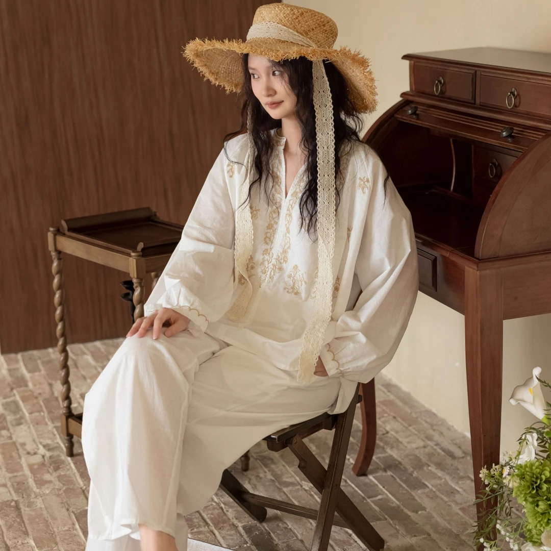 族玛士春秋纯棉睡衣女复古白色刺绣宫延风睡裙大码宽松家居服套装