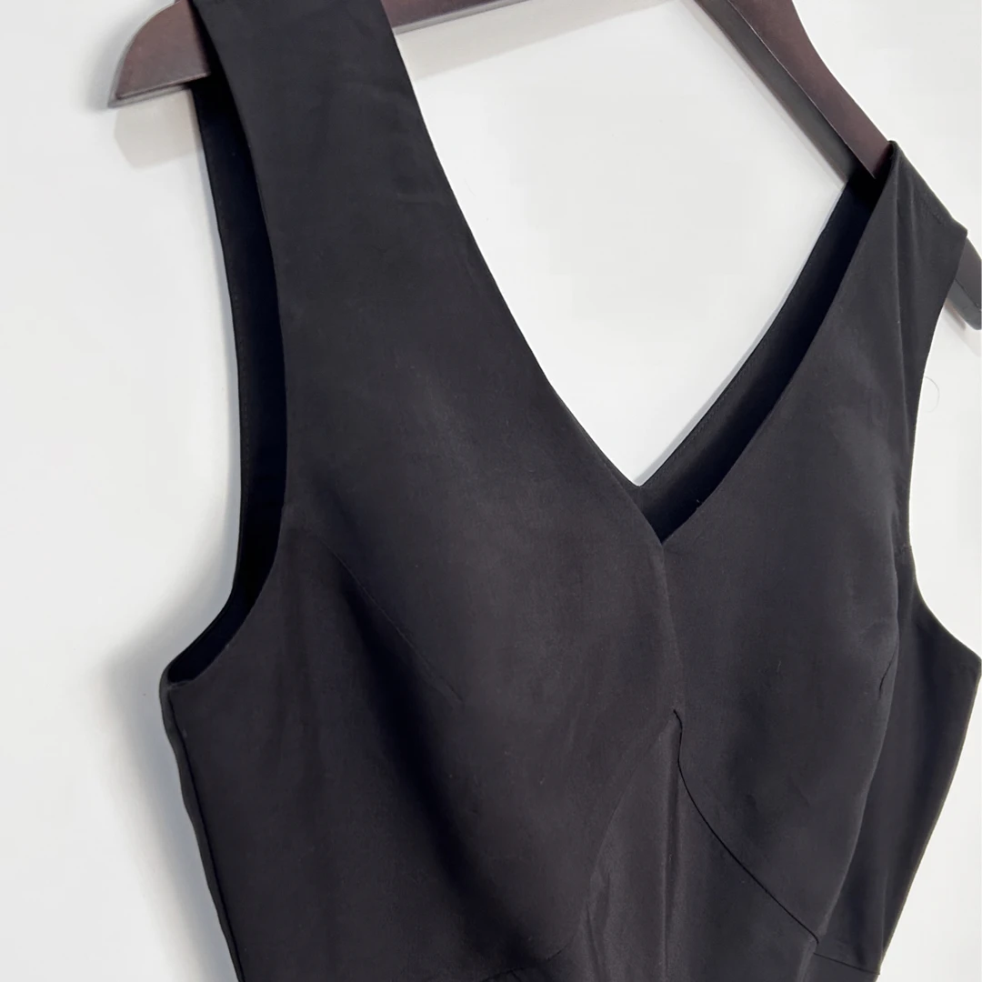 黑天鹅小礼裙 立体裁剪显腰显瘦 每个女人都应该拥有的小黑裙