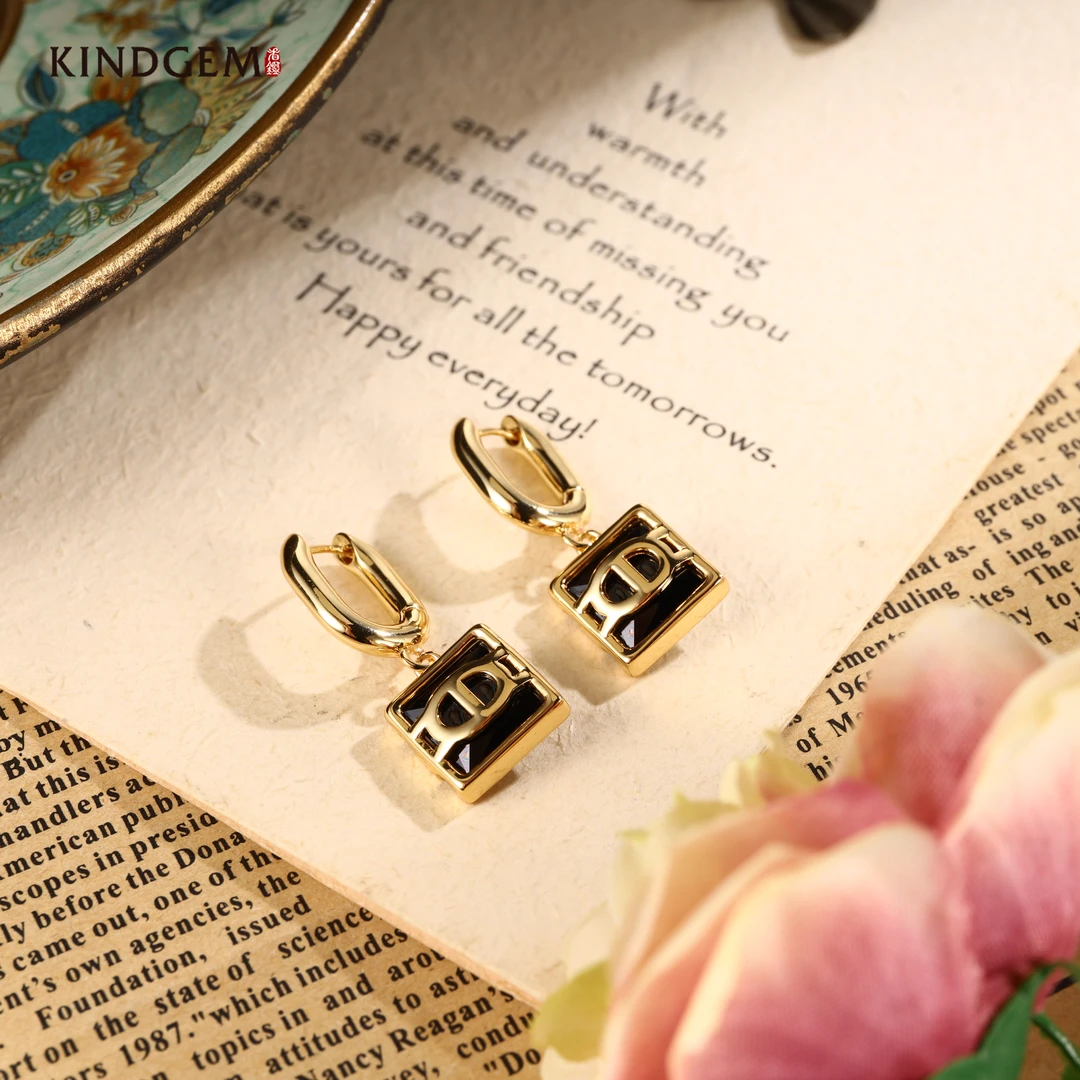 铜合金耳饰 百搭个性黑金优雅镶嵌耳环耳饰 C-29432