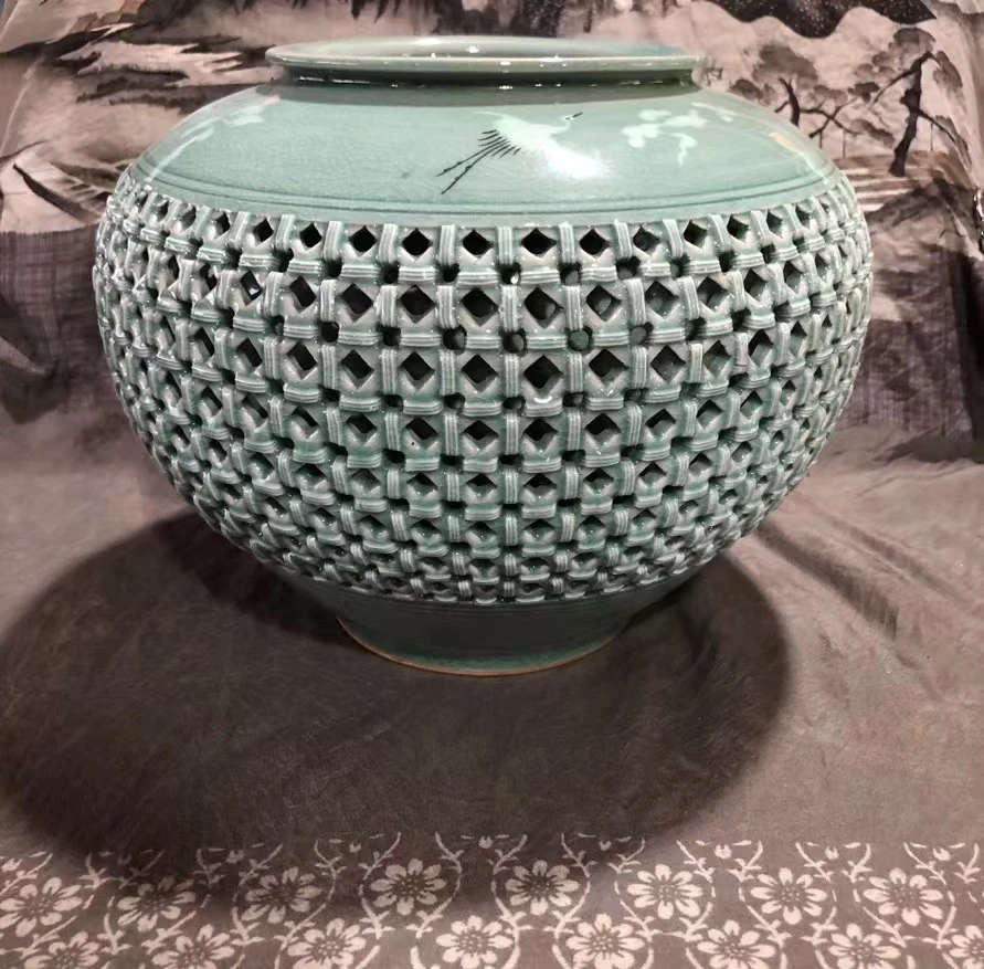 日本回流瓷器青花花瓶