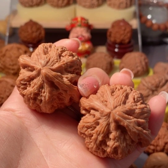 文玩核桃吊坠45粗金全品