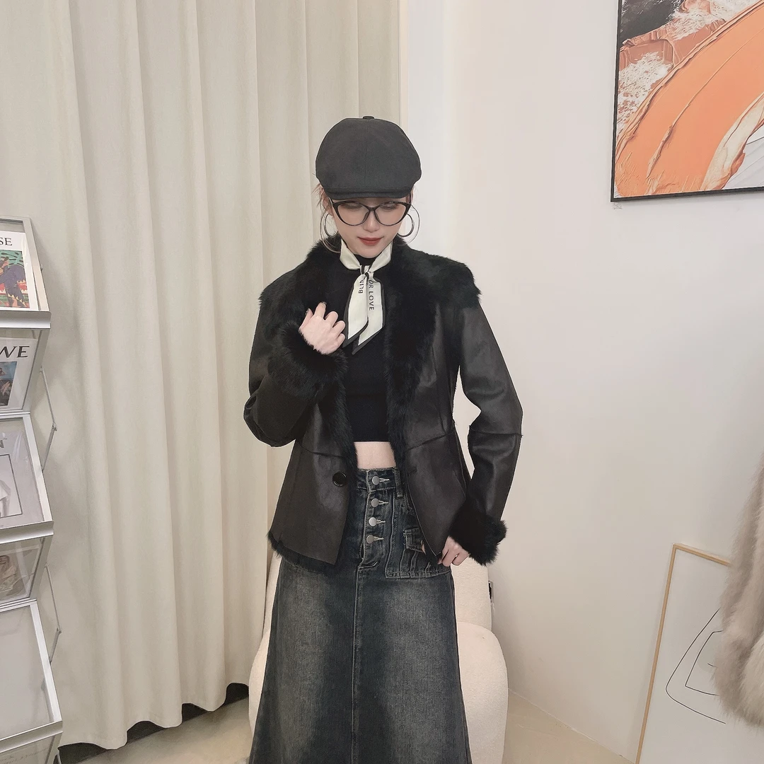 兔毛毛外套女气质黑色秋冬皮毛一体海宁皮草工厂直销批发24193