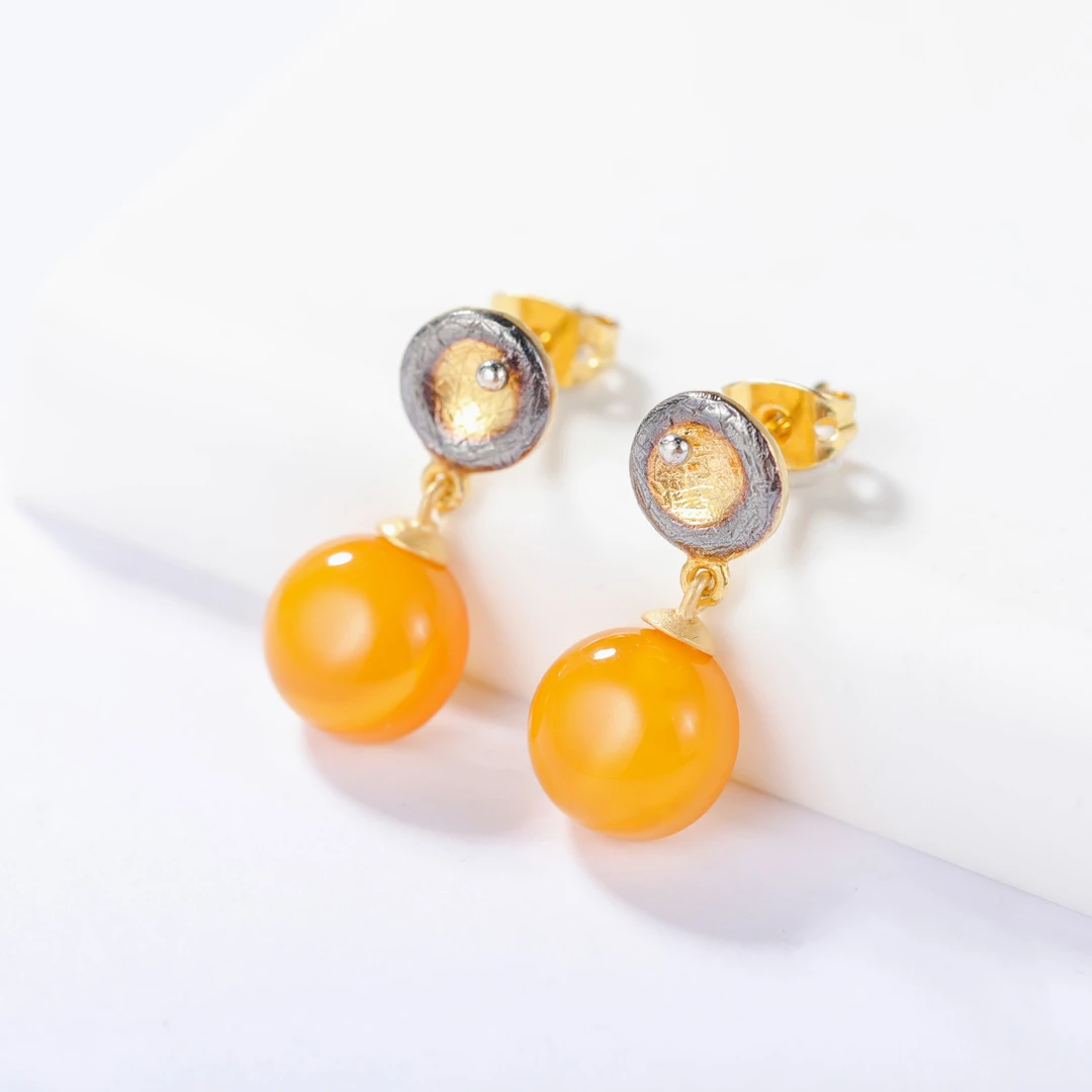 S&A欧式复古款琥珀蜜蜡耳环S925银镶琥珀蜜蜡耳钉耳饰优雅鸡油黄