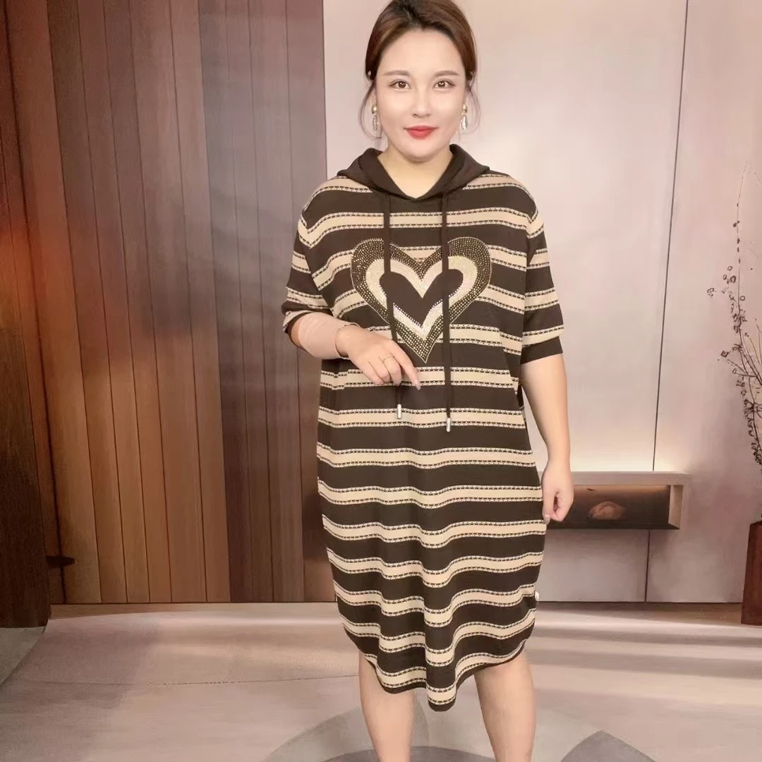 条纹针织连衣裙连帽中长款显瘦时尚女款裙子2024新款