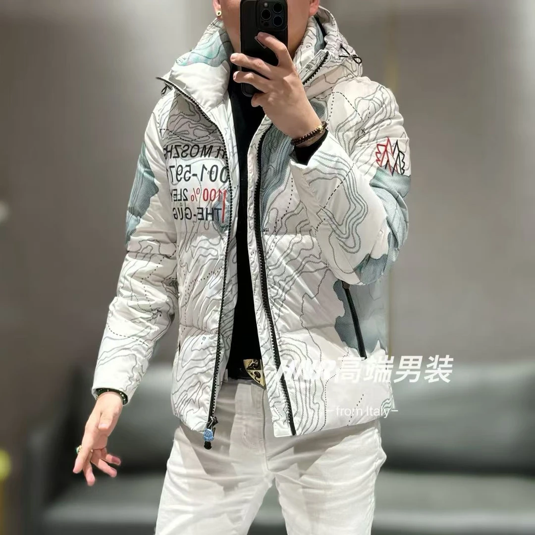 迷彩图腾图案线条撞色设计新款高端男士时尚休闲百搭羽绒服8805