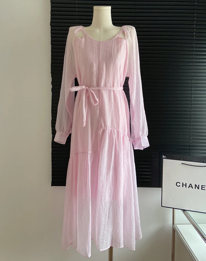 孤品长袖连衣裙气质款，款式直播间为准