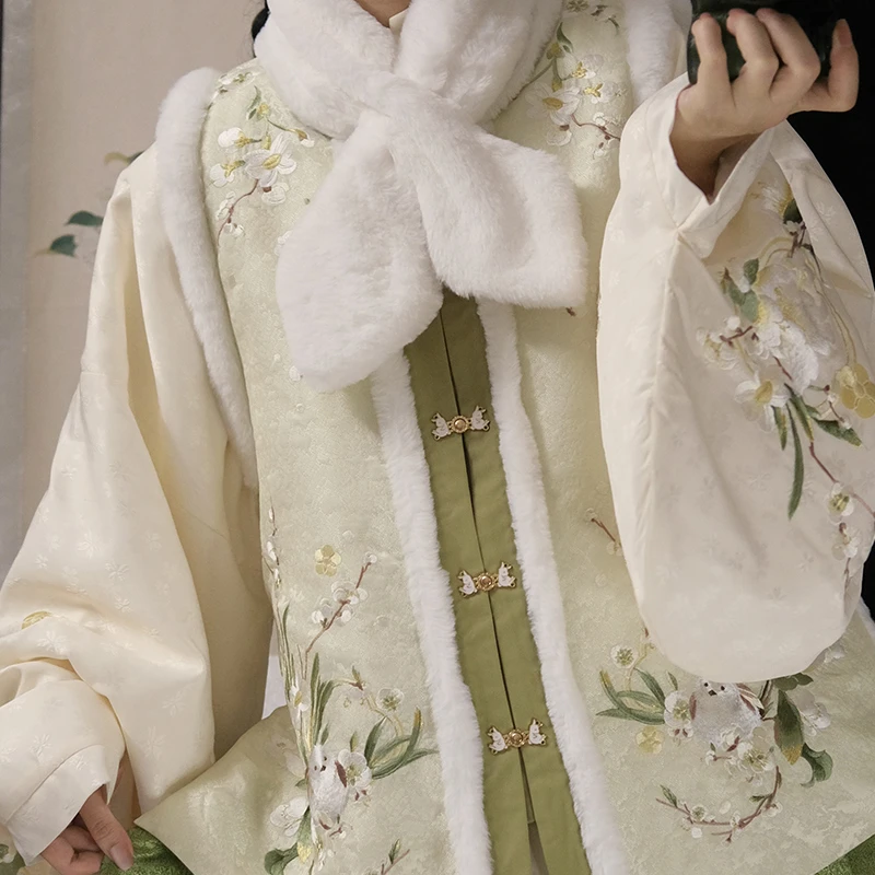 鹿鸣溪原创汉服围脖日常款围巾加厚双面保暖百搭学生毛绒可爱少女