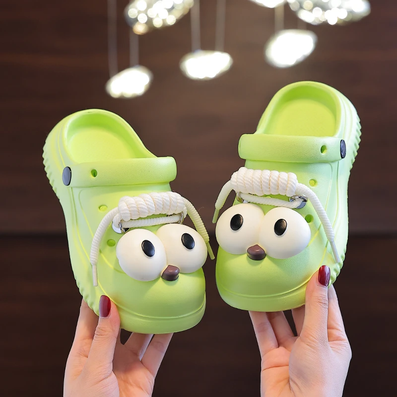 儿童洞洞鞋夏季男童女宝室内防滑软底可爱外穿幼儿园宝宝包头拖鞋