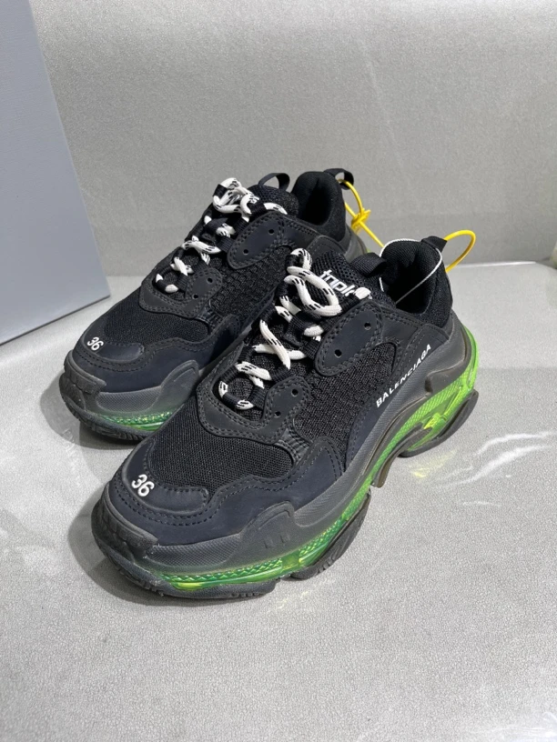 99新 Balenciaga/巴黎世家 triples老爹鞋休闲鞋 36码