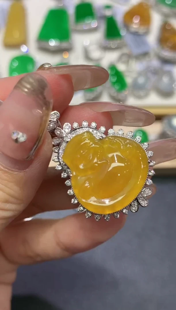 【闪购商品】翡翠颈饰18K金镶嵌团购28