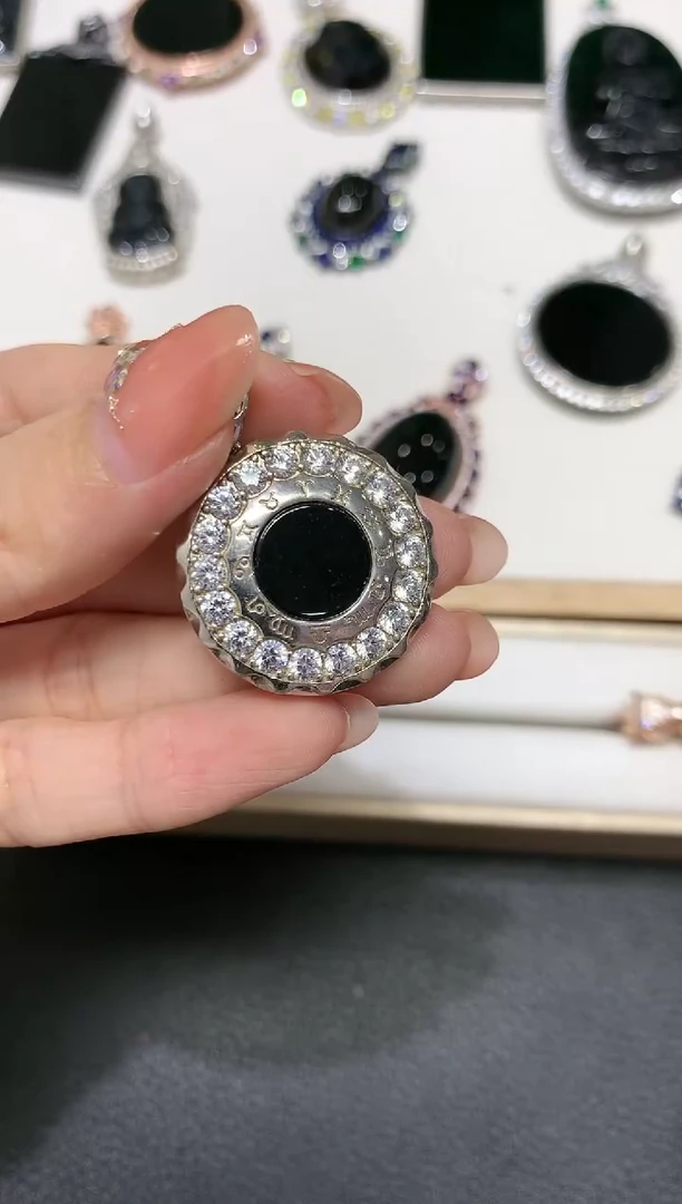 【闪购商品】翡翠吊坠(不含链)银S925镶嵌30多人多样性随机发货1件