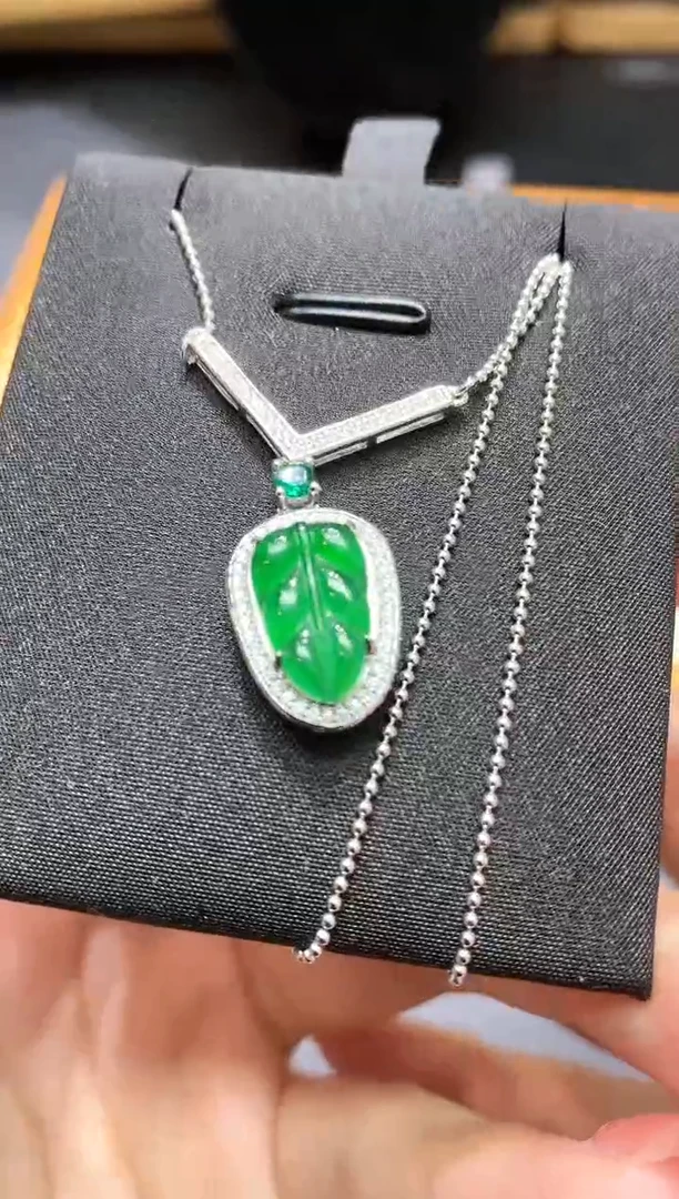 【闪购商品】翡翠套链银S925镶嵌12多人多样性随机发货1件
