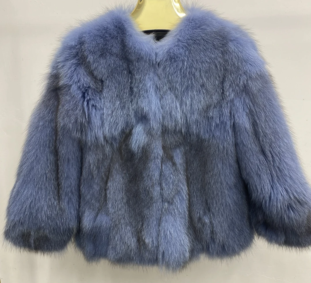 2024年时尚女装狐狸毛短款外套