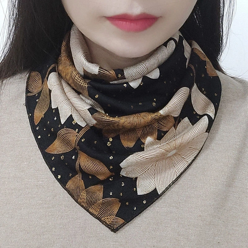2022假领子优雅百搭保暖新款围巾三角巾围脖女薄款护颈椎脖套春夏