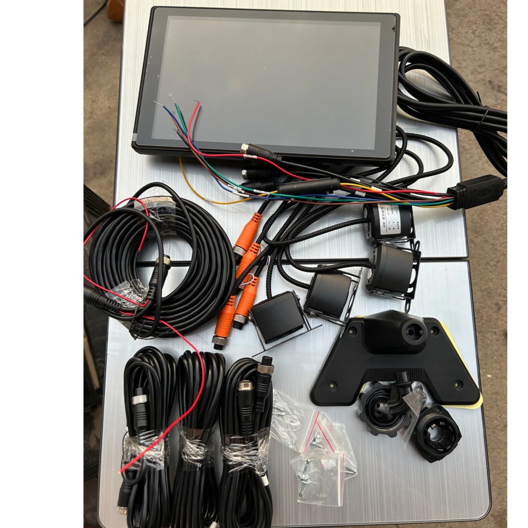 货车记录仪10.1寸高清夜视全景四路倒车影像监控一体机收割机触屏