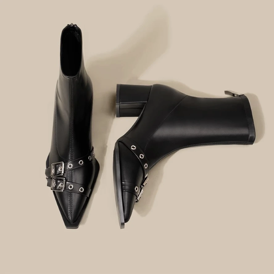 尖头粗跟短靴女后拉链软皮2025年高跟瘦瘦靴女皮带扣英伦风马丁靴