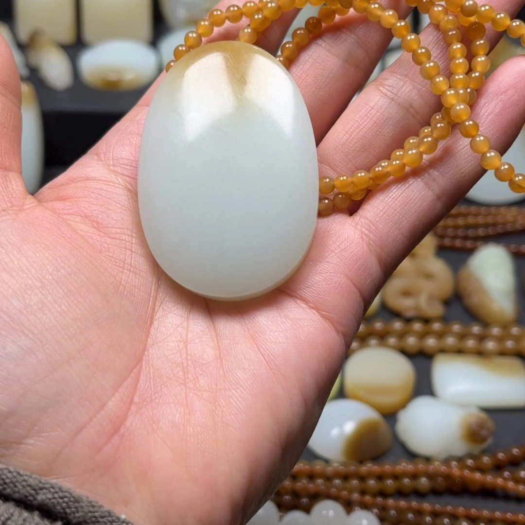 【闪购商品】和田玉颈饰未镶嵌墙****)