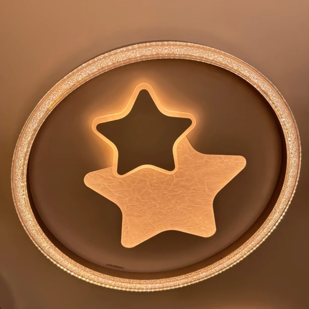 新款吸顶灯卧室灯