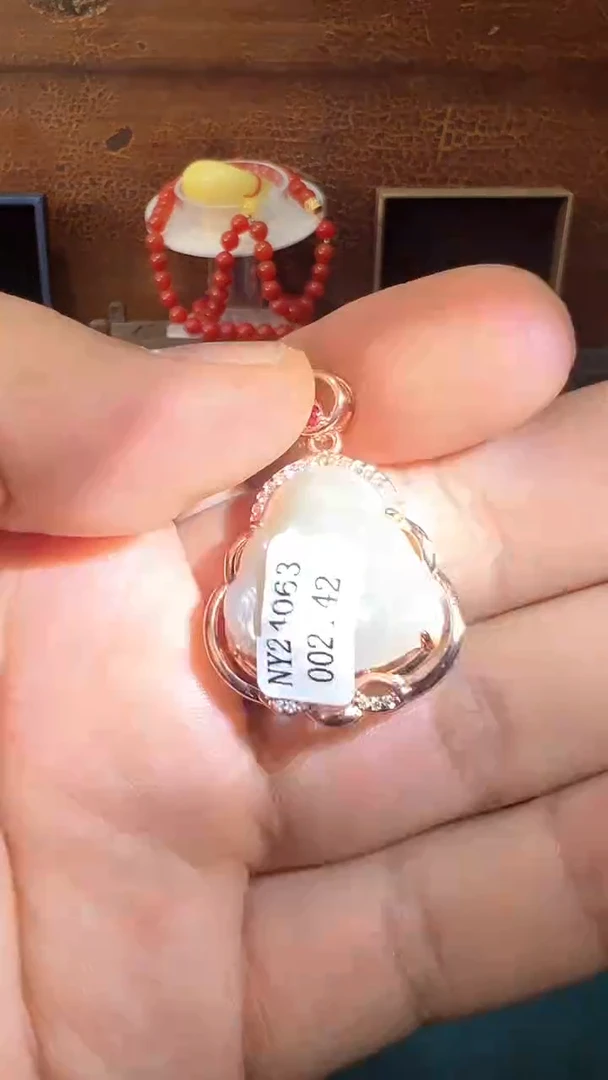 【闪购商品】和田玉（糖玉）颈饰未镶嵌佛 公  吊坠 （飞铃文玩）