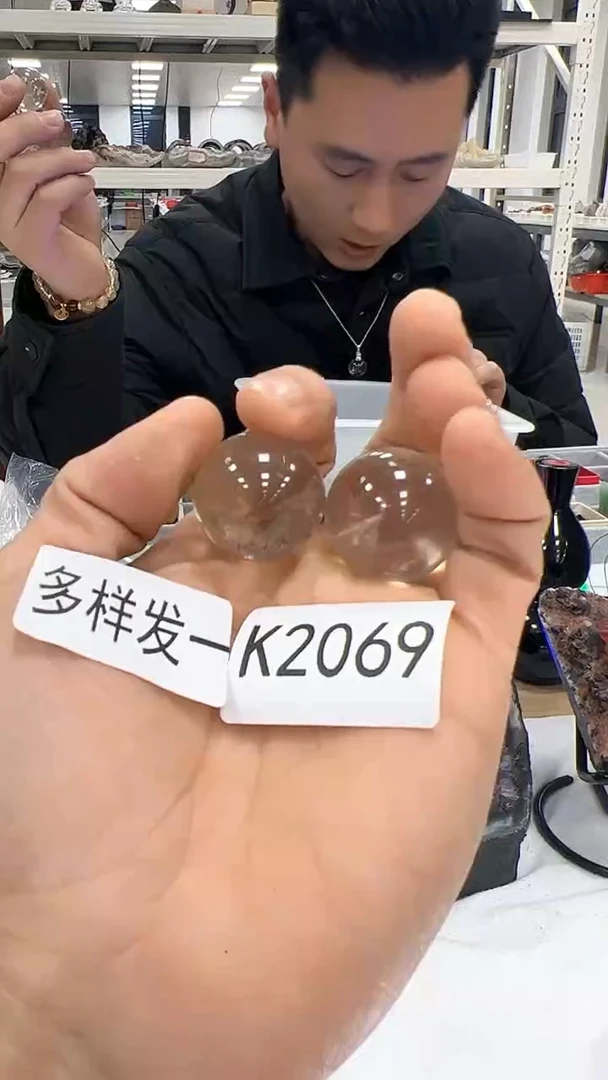 【闪购商品】水晶摆件未镶嵌K2068 2.6cm