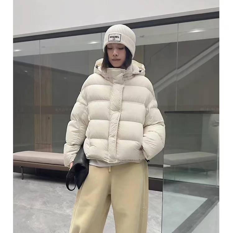 6616云感泡芙加厚羽绒服连帽小个子女短款羽绒外套