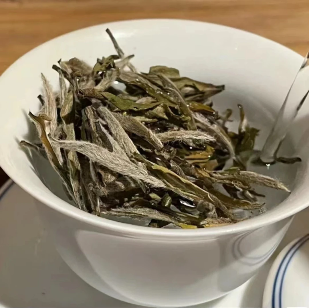 小雨福利 【雪后牡丹】2022年100克松压牡丹到手4盒