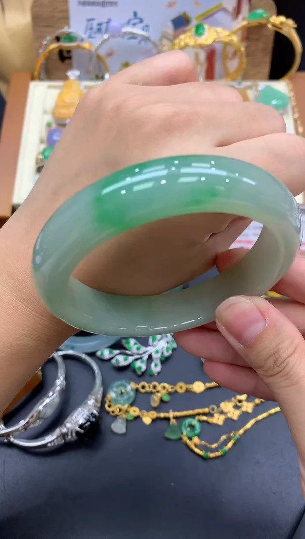 【闪购商品】翡翠手镯未镶嵌224-中国好珍宝