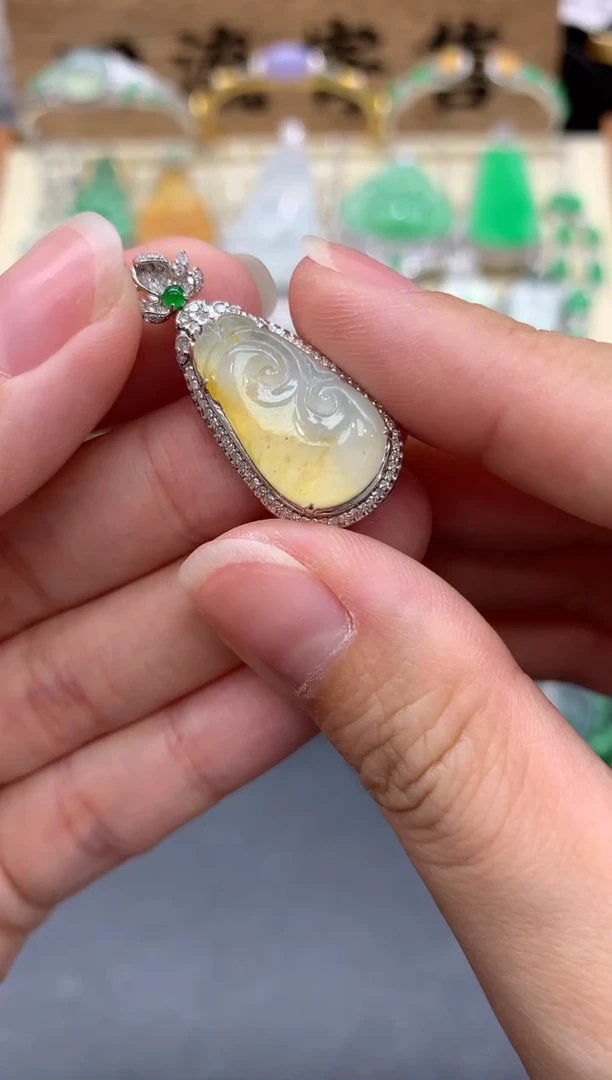 【闪购商品】翡翠颈饰18K金镶嵌206-多人