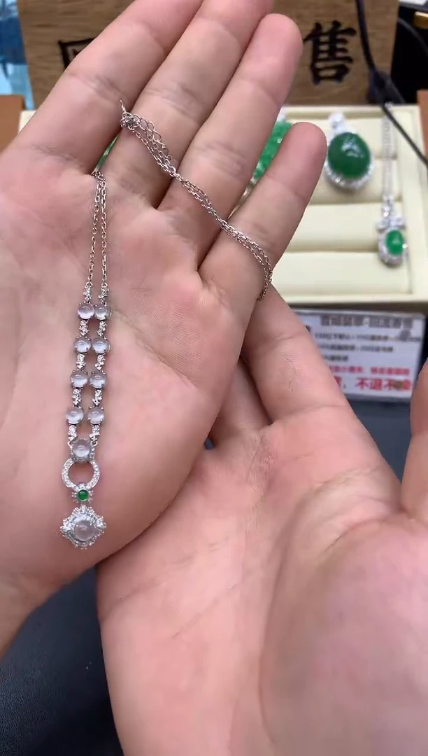【闪购商品】翡翠颈饰18K金镶嵌447-中国好珍宝