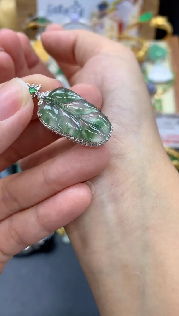 【闪购商品】翡翠颈饰18K金镶嵌292-中国好珍宝